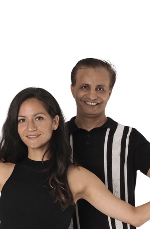 Salsa Tanzlehrer Yasser bei einem Salsa Kurs in der Tanzschule Salsamara Tübingen