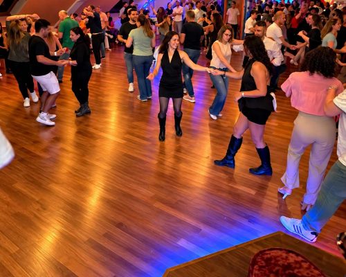 Latin Party in Tübingen mit Salsa, Bachata und Kizomba in der Tanzschule Salsamara